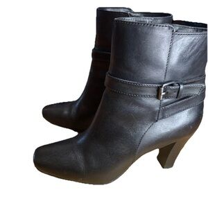 Bandolino Women’s 7.5M Leather Black Ankle Booties Y2K Workwear